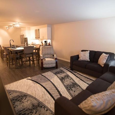Clipperton Suite By Revelstoke Vacations Exterior foto